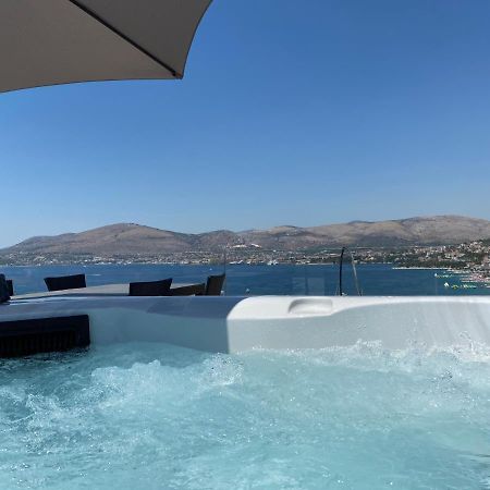 Апартаменты Penthouse Maus Трогир Экстерьер фото